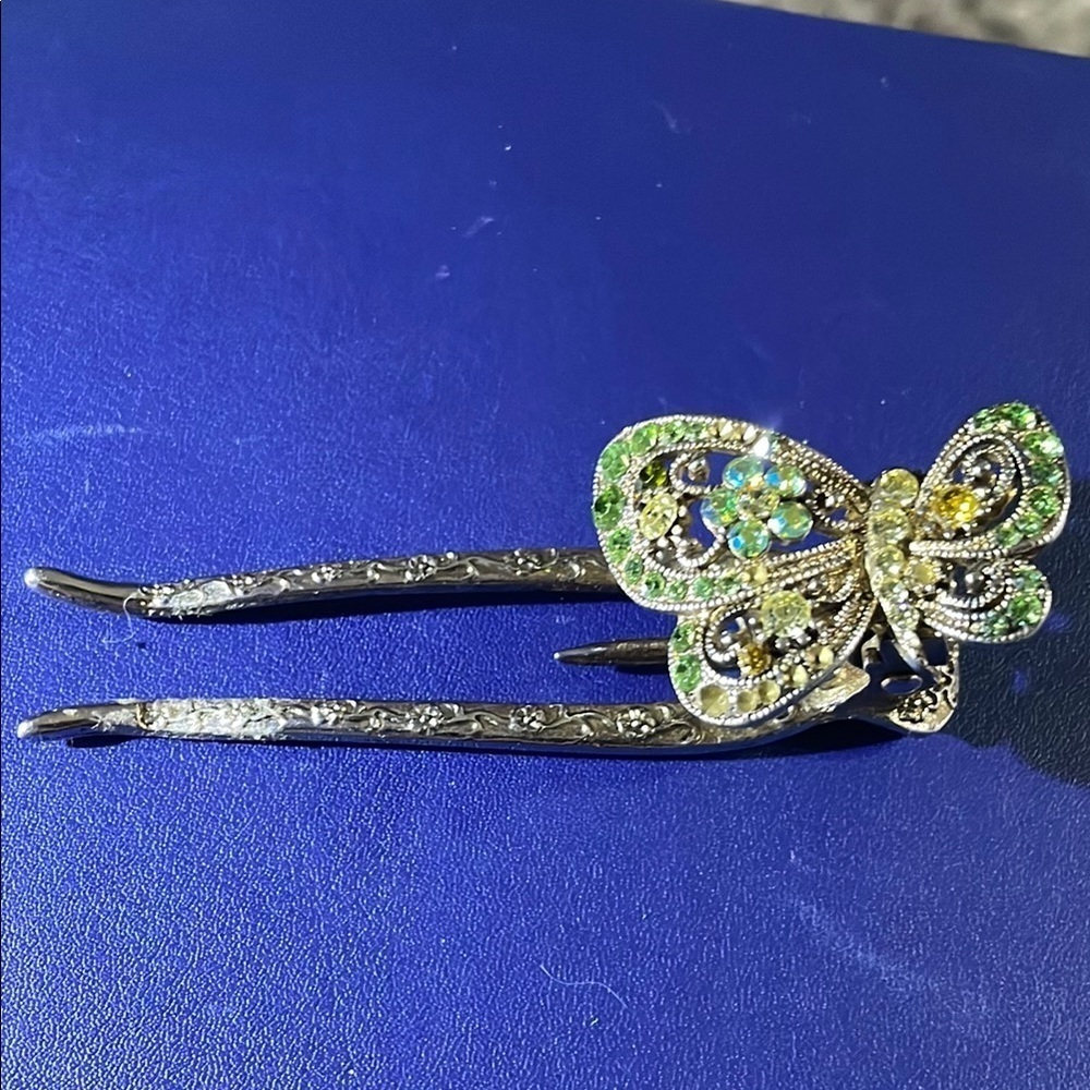 Vintage Wien Victorian butterfly with Australian crystals hair clip